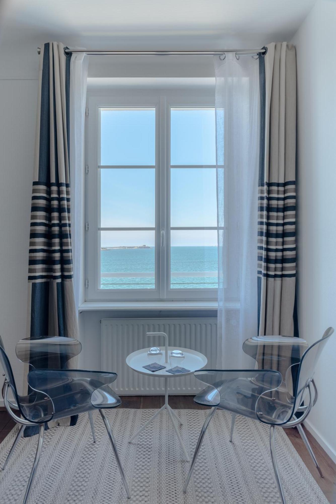 Hotel La Baie Des Anges Spa Marin Ландеда Екстер'єр фото